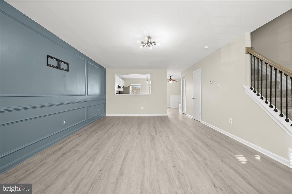 4850 DORSEY HALL DRIVE Unit: 8