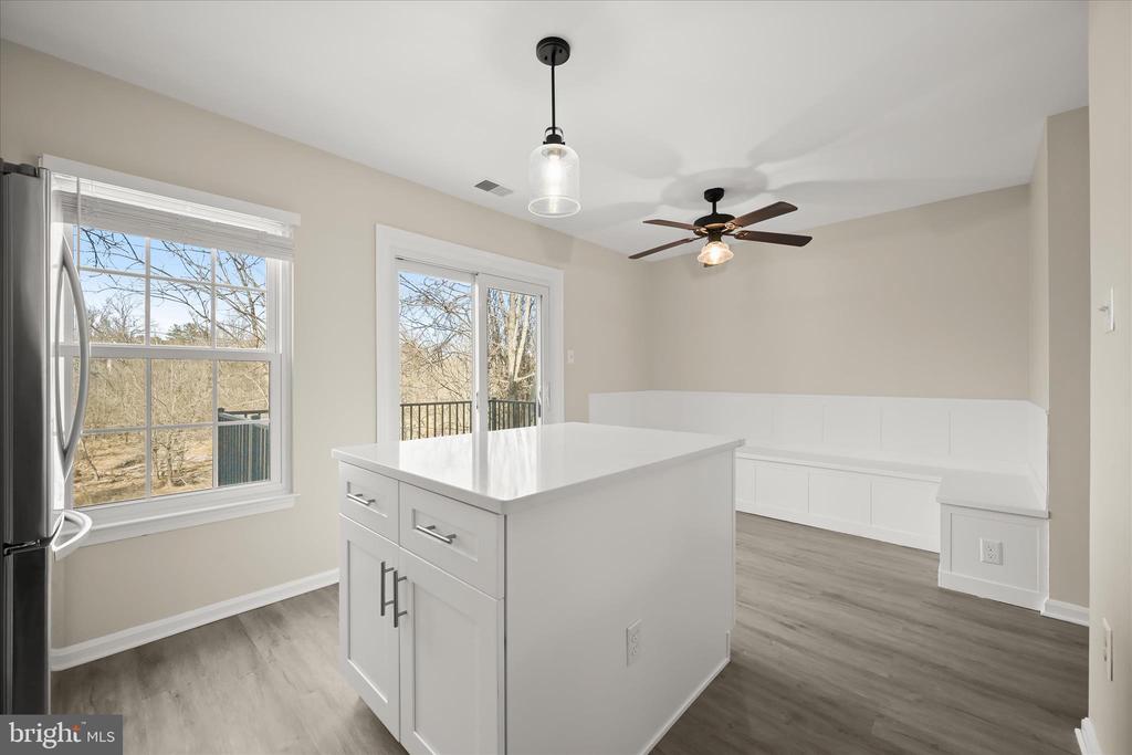 4850 DORSEY HALL DRIVE Unit: 8