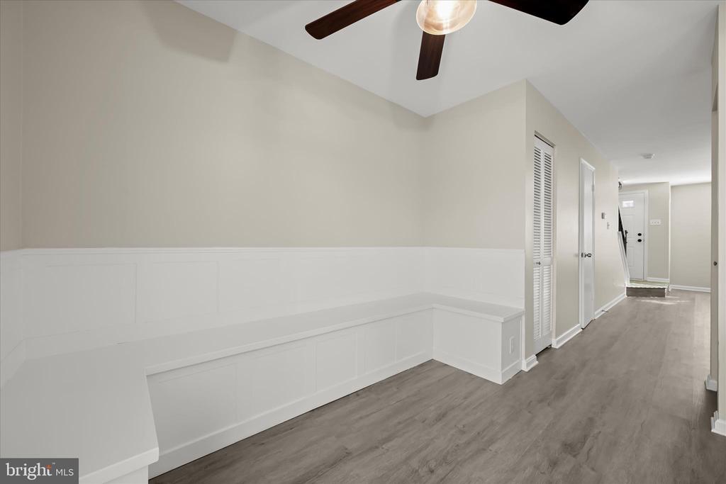 4850 DORSEY HALL DRIVE Unit: 8