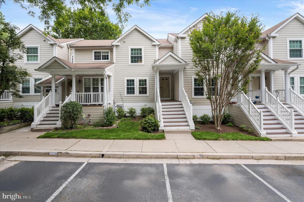 4850 DORSEY HALL DRIVE Unit: 8