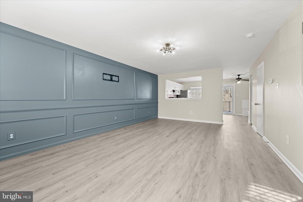 4850 DORSEY HALL DRIVE Unit: 8