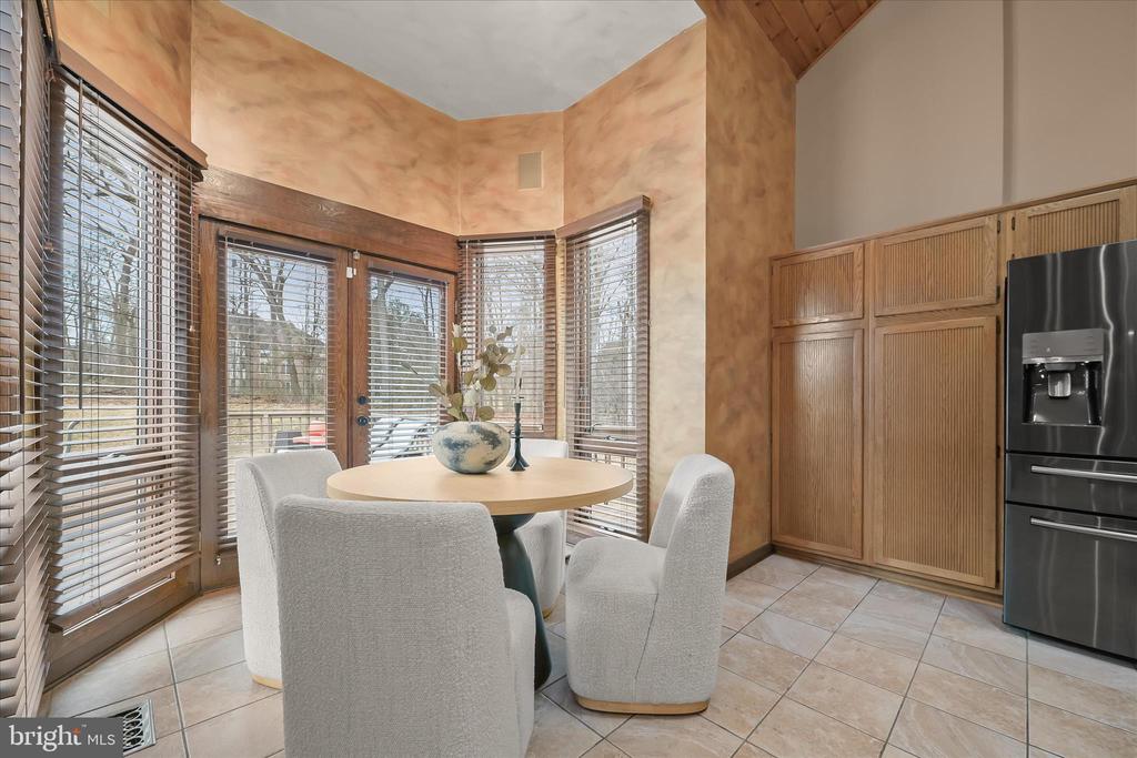 13304 RIDGEWOOD DRIVE