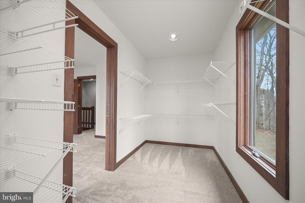 13304 RIDGEWOOD DRIVE