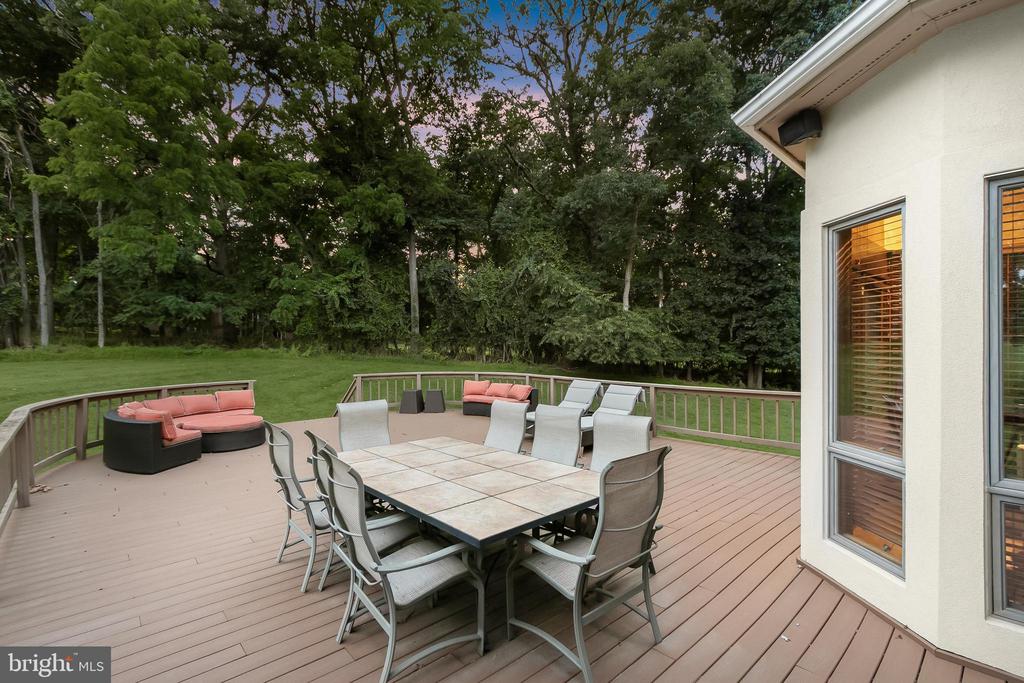 13304 RIDGEWOOD DRIVE