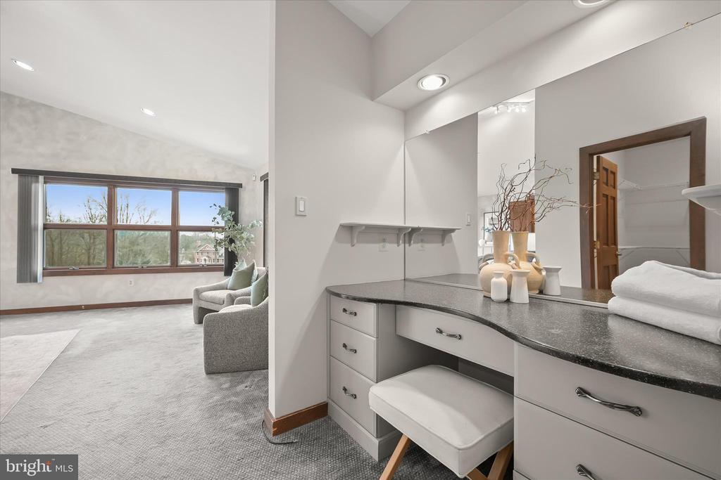 13304 RIDGEWOOD DRIVE