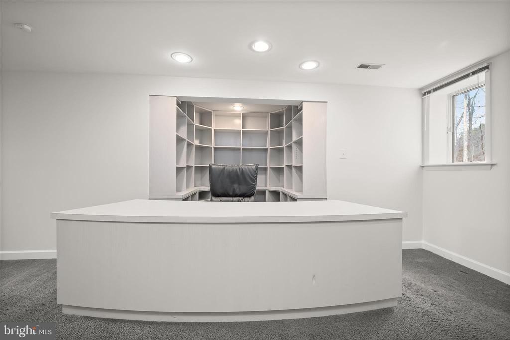 13304 RIDGEWOOD DRIVE