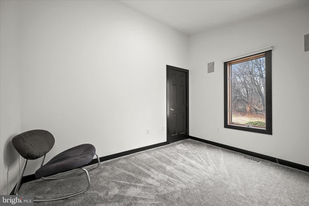 13304 RIDGEWOOD DRIVE