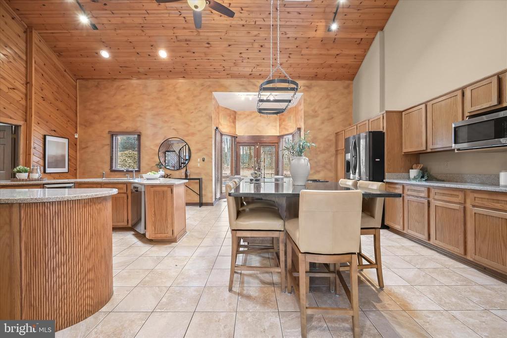13304 RIDGEWOOD DRIVE