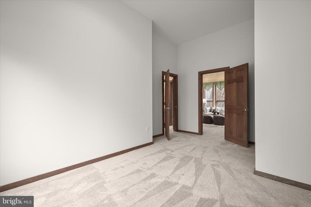 13304 RIDGEWOOD DRIVE