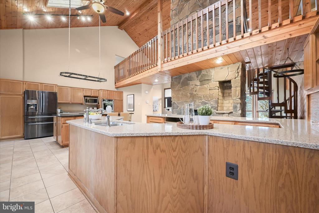 13304 RIDGEWOOD DRIVE