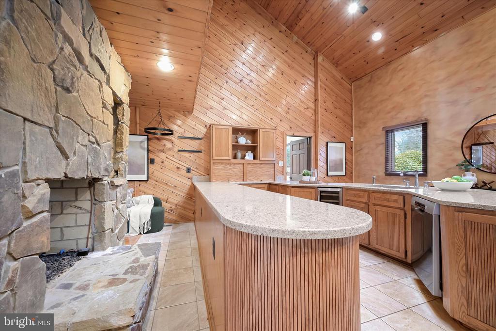 13304 RIDGEWOOD DRIVE