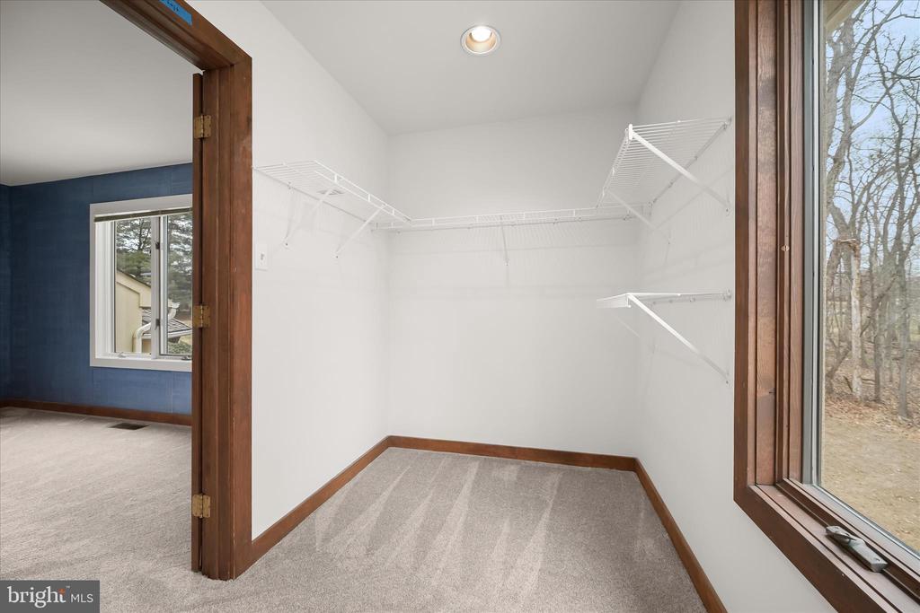 13304 RIDGEWOOD DRIVE