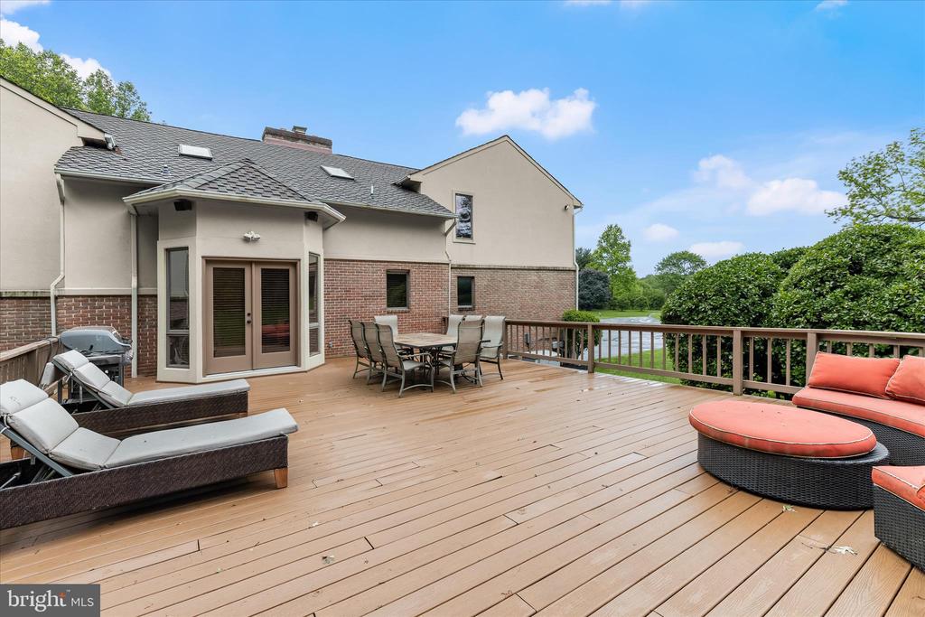 13304 RIDGEWOOD DRIVE