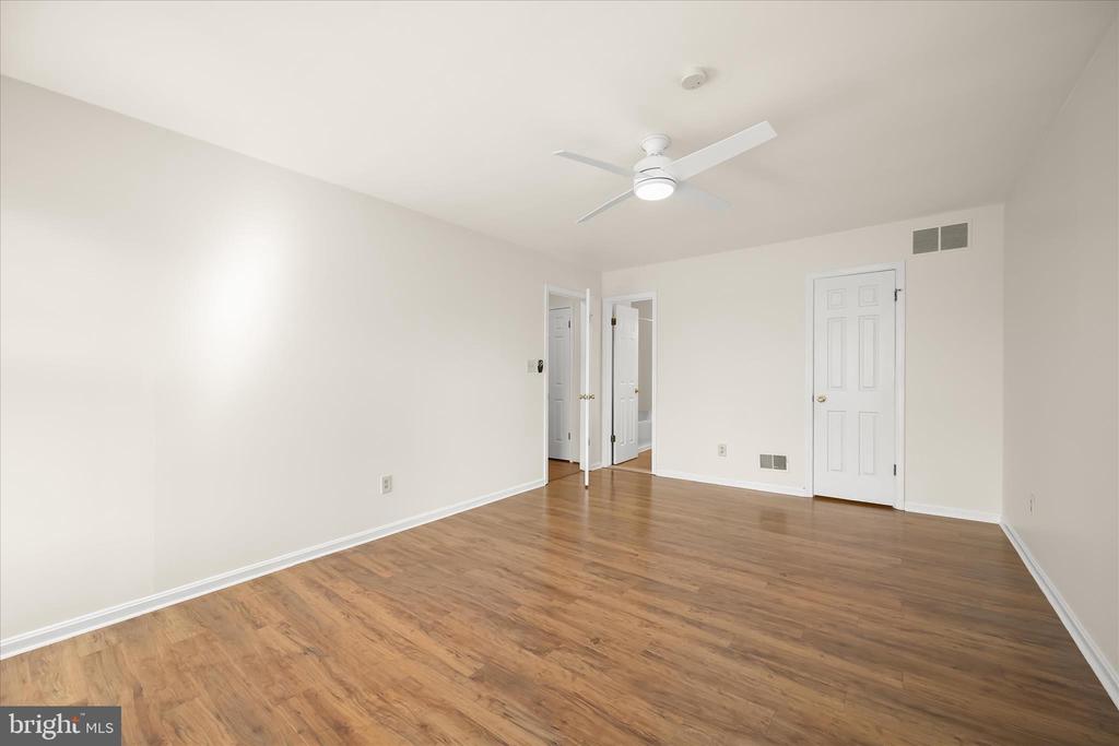 14586 MACCLINTOCK DRIVE
