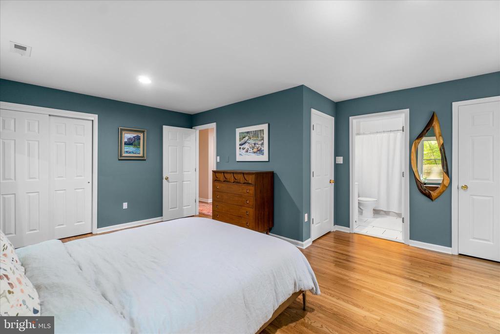 1625 OLD ANNAPOLIS RD