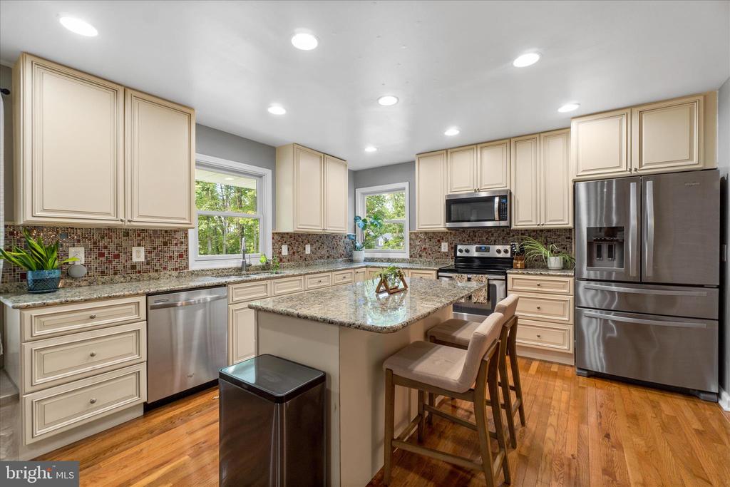 1625 OLD ANNAPOLIS RD