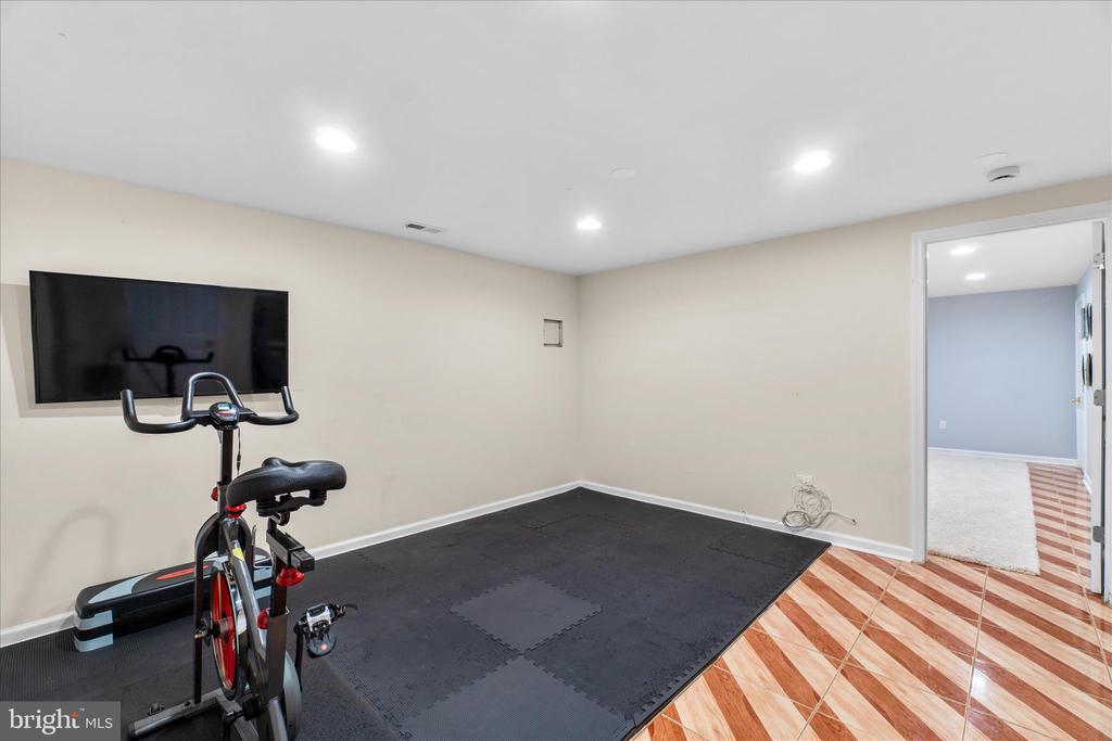 1625 OLD ANNAPOLIS RD
