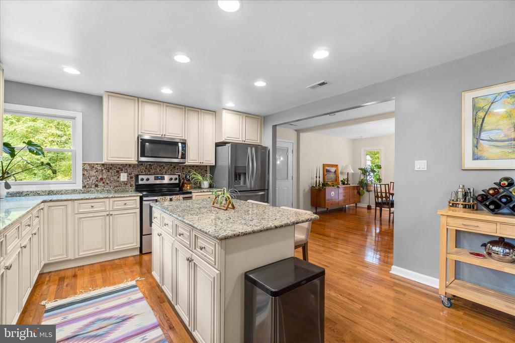 1625 OLD ANNAPOLIS RD