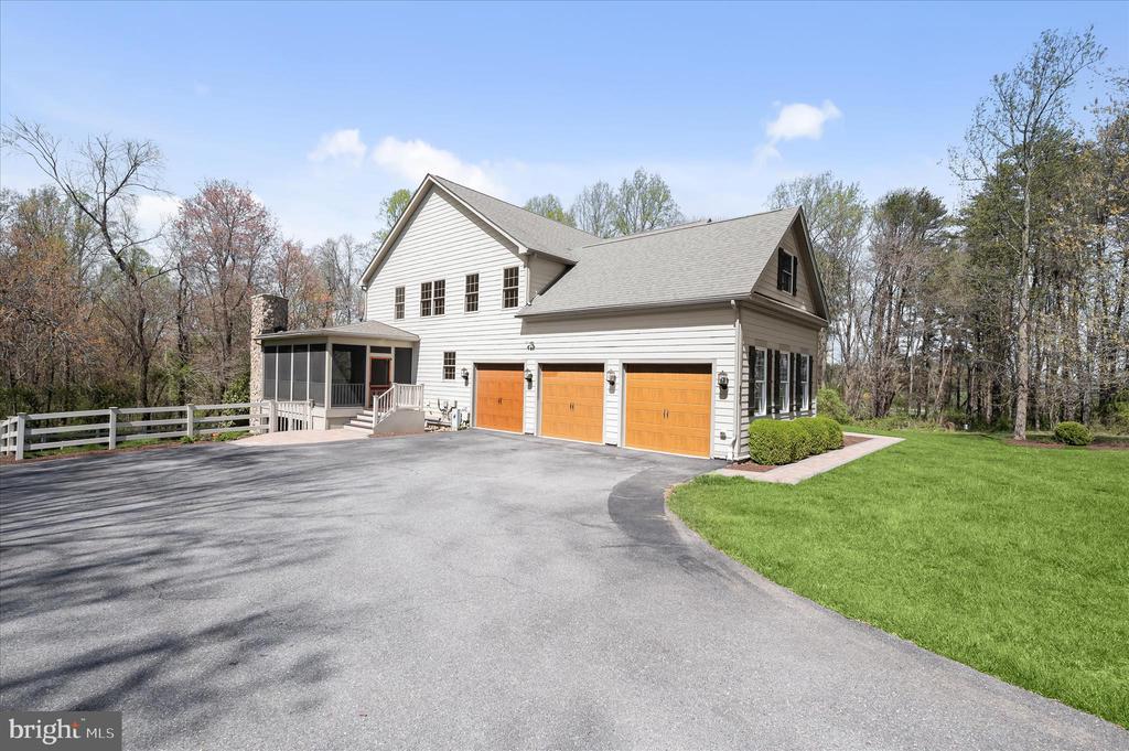 960 Hoods Mill Rd