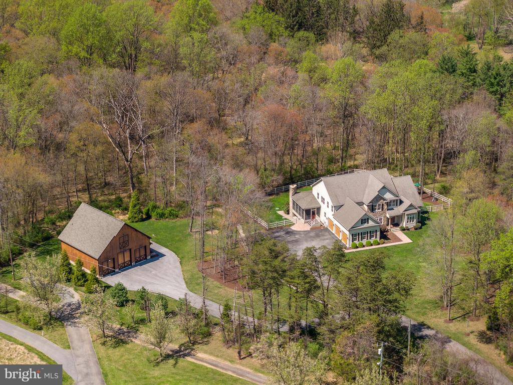 960 Hoods Mill Rd