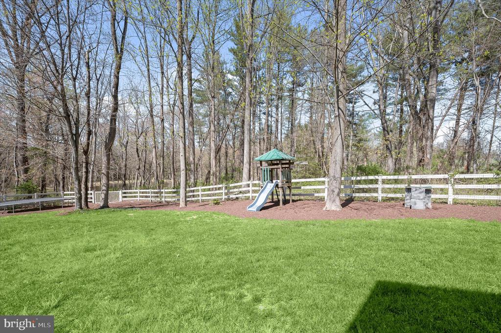 960 Hoods Mill Rd