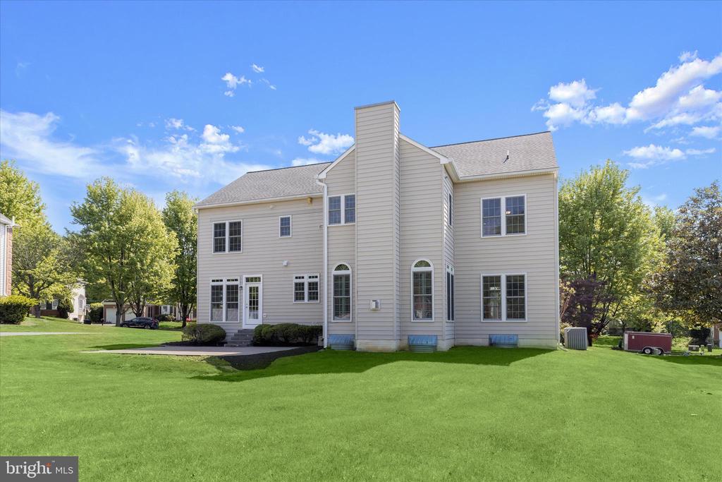 7184 COLLINGWOOD COURT