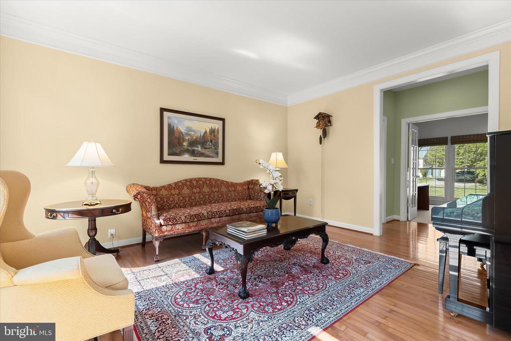 7184 COLLINGWOOD COURT