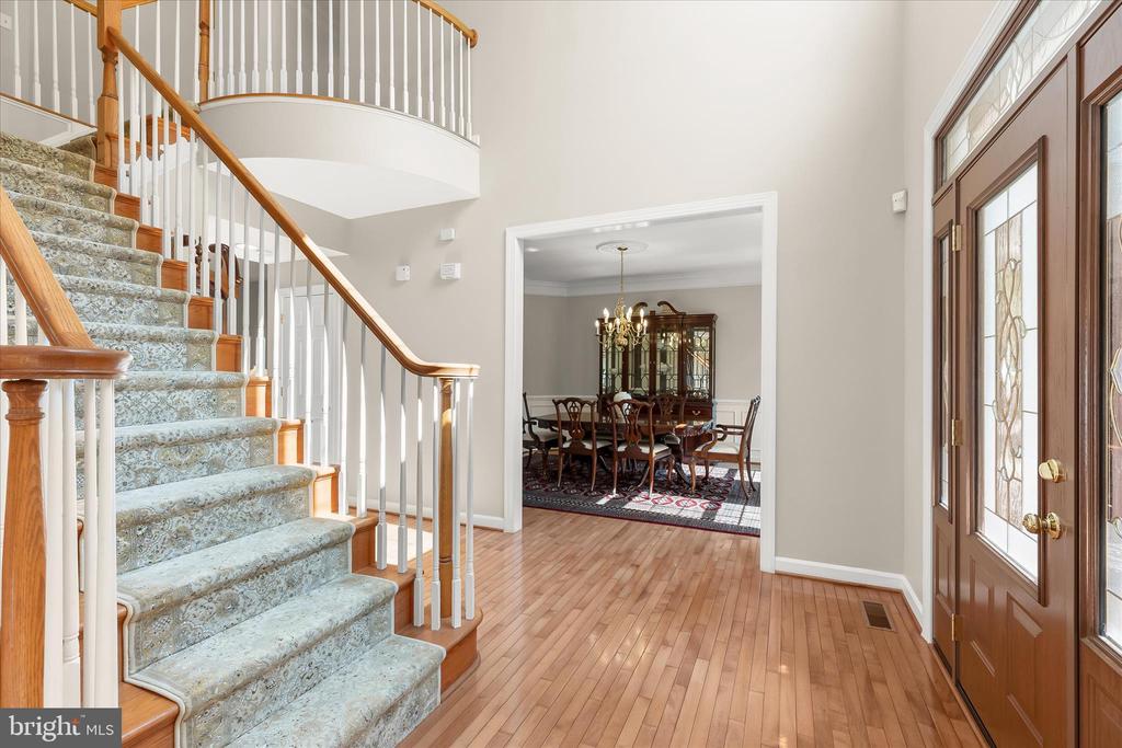 7184 COLLINGWOOD COURT