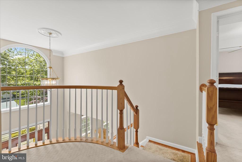 7184 COLLINGWOOD COURT