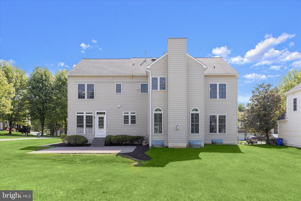 7184 COLLINGWOOD COURT