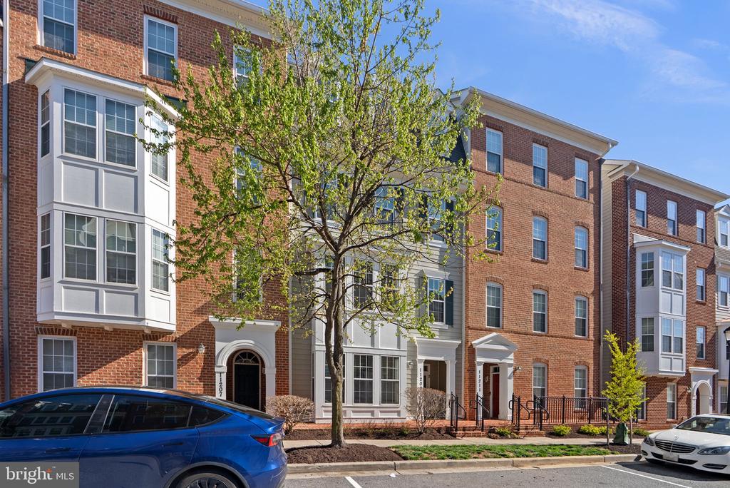 11209 Chase St #67