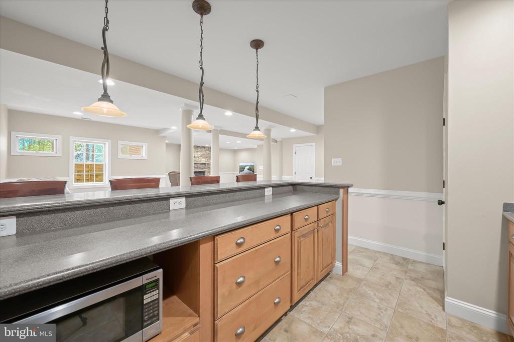 7016 MEANDERING STREAM WAY