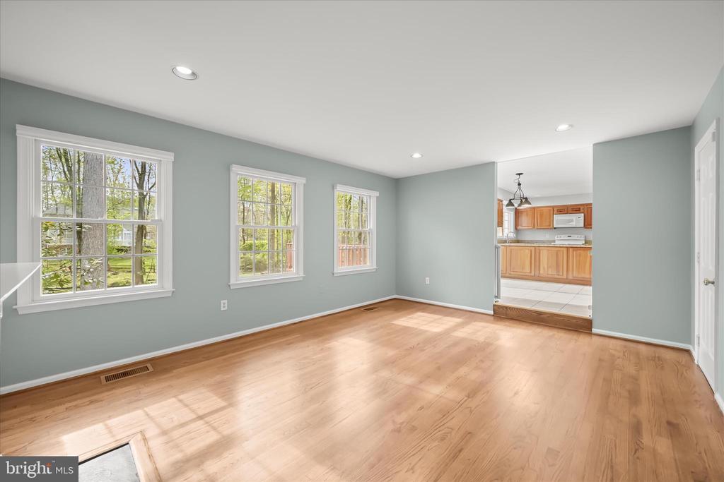 10428 SCHOOLMASTER PL