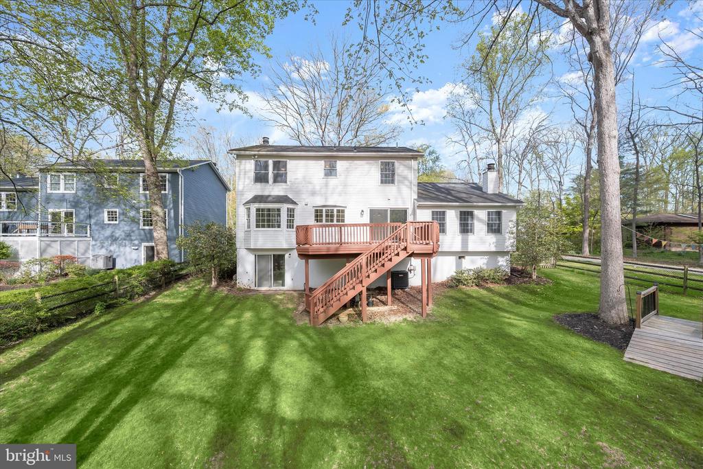 10428 SCHOOLMASTER PL