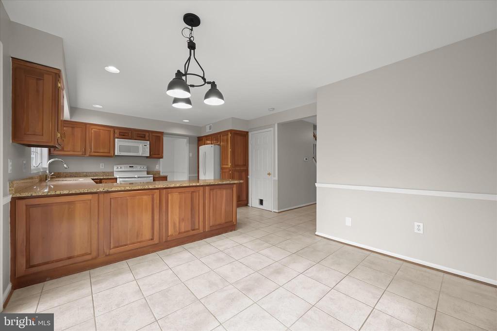 10428 SCHOOLMASTER PL