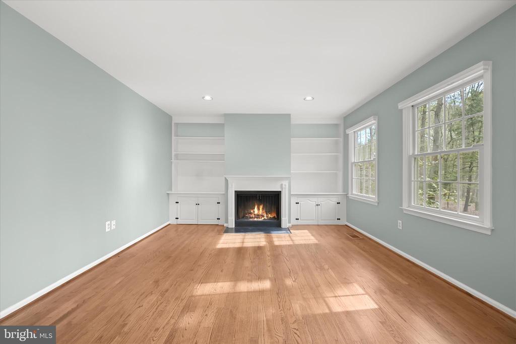 10428 SCHOOLMASTER PL