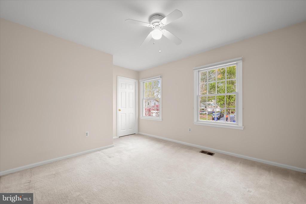 10428 SCHOOLMASTER PL