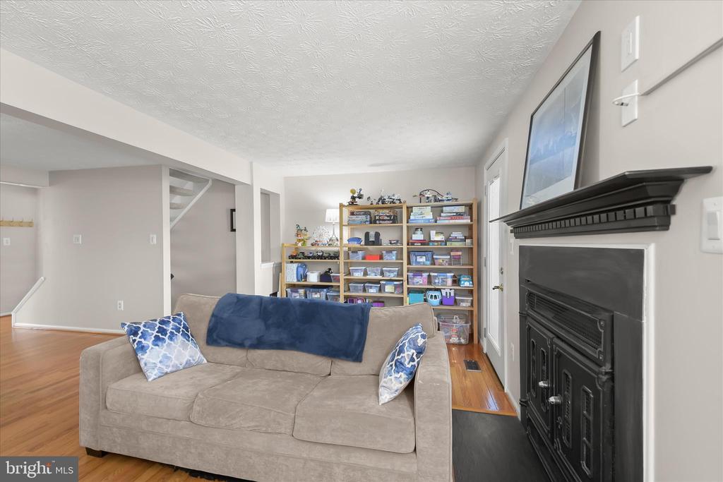 7564 RAIN FLOWER WAY