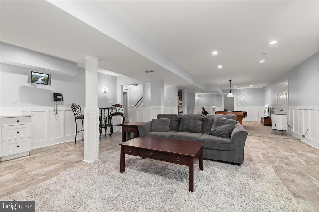 2846 SHADOW ROLL COURT