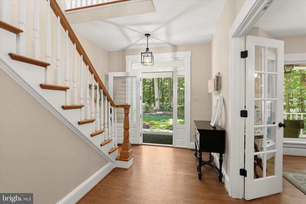 2846 SHADOW ROLL COURT