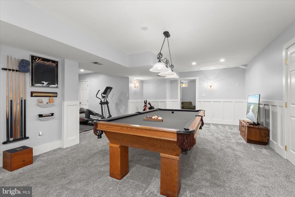 2846 SHADOW ROLL COURT