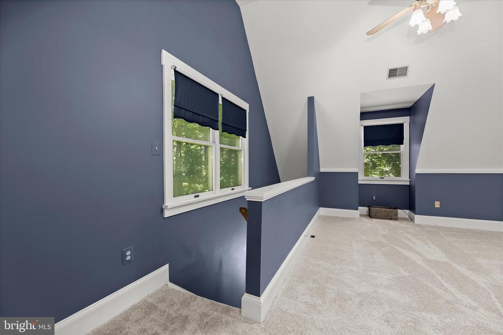 2846 SHADOW ROLL COURT