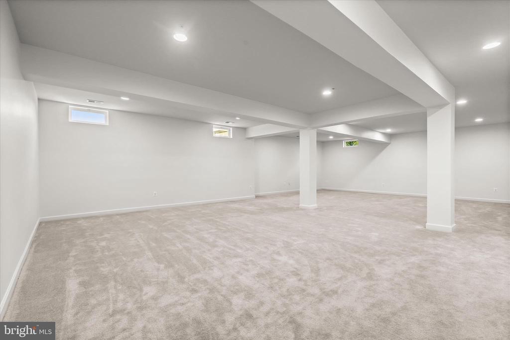 14935 MICHELE DRIVE