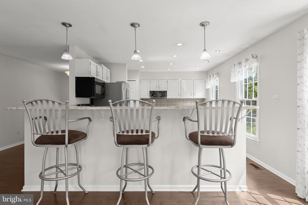 5285 CORNCOCKLE COURT