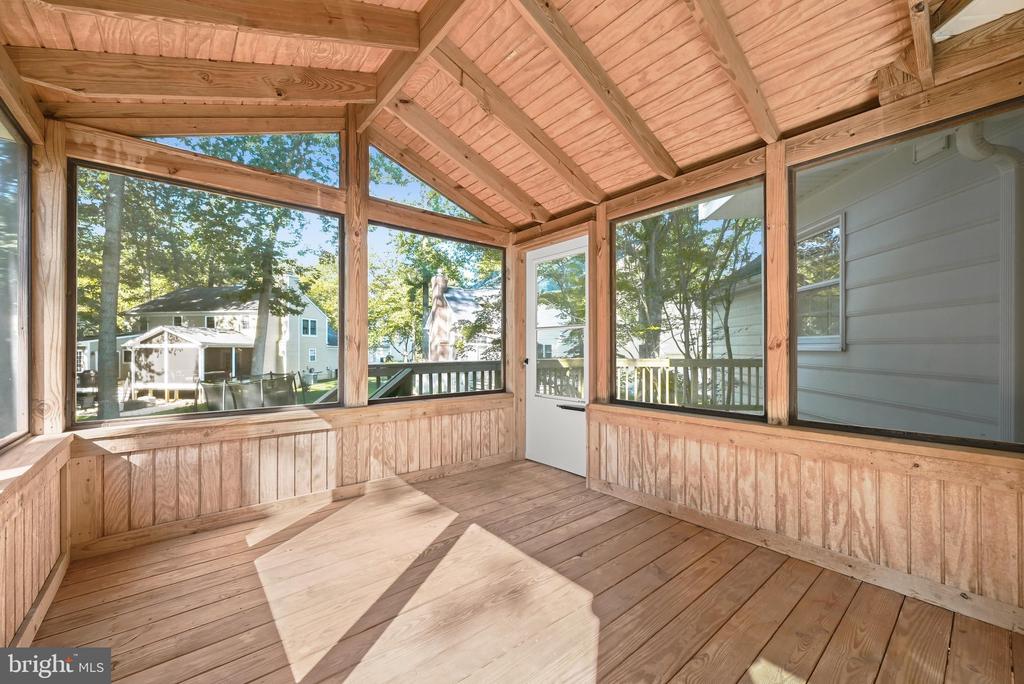 10604 HARPOON HILL