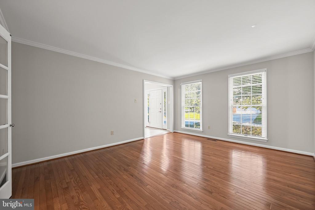 10604 HARPOON HILL