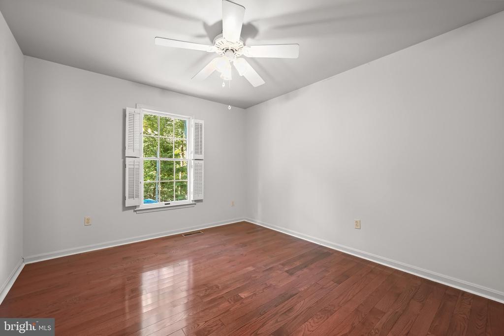 10604 HARPOON HILL