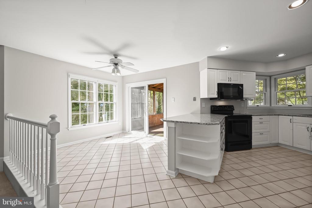 10604 HARPOON HILL