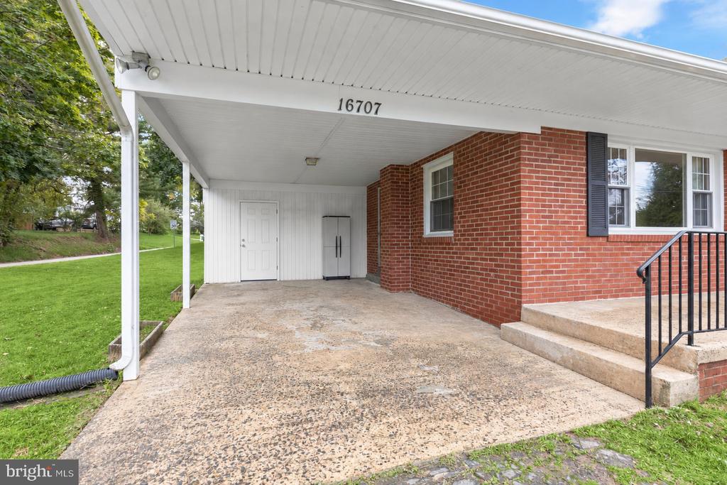 16707 FREDERICK ROAD