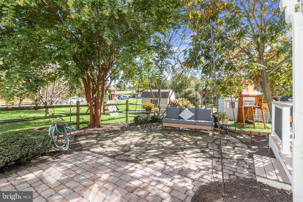 6605 WINDSOR COURT